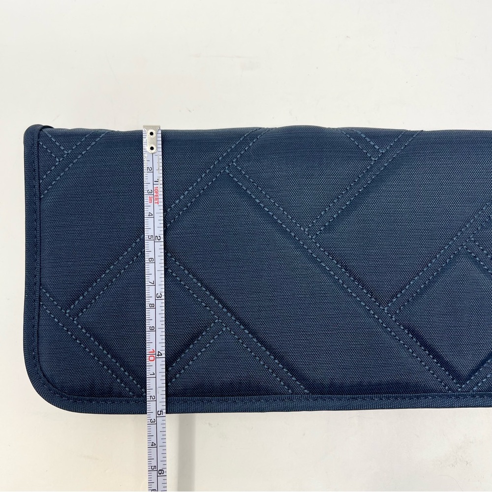 Lug Legacy Collection Tango Travel RFID Wallet Brushed Indigo Blue Vacation - Picture 7 of 9